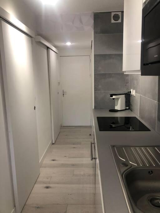 Studio 25M2 Hyeres Plages Exterior photo